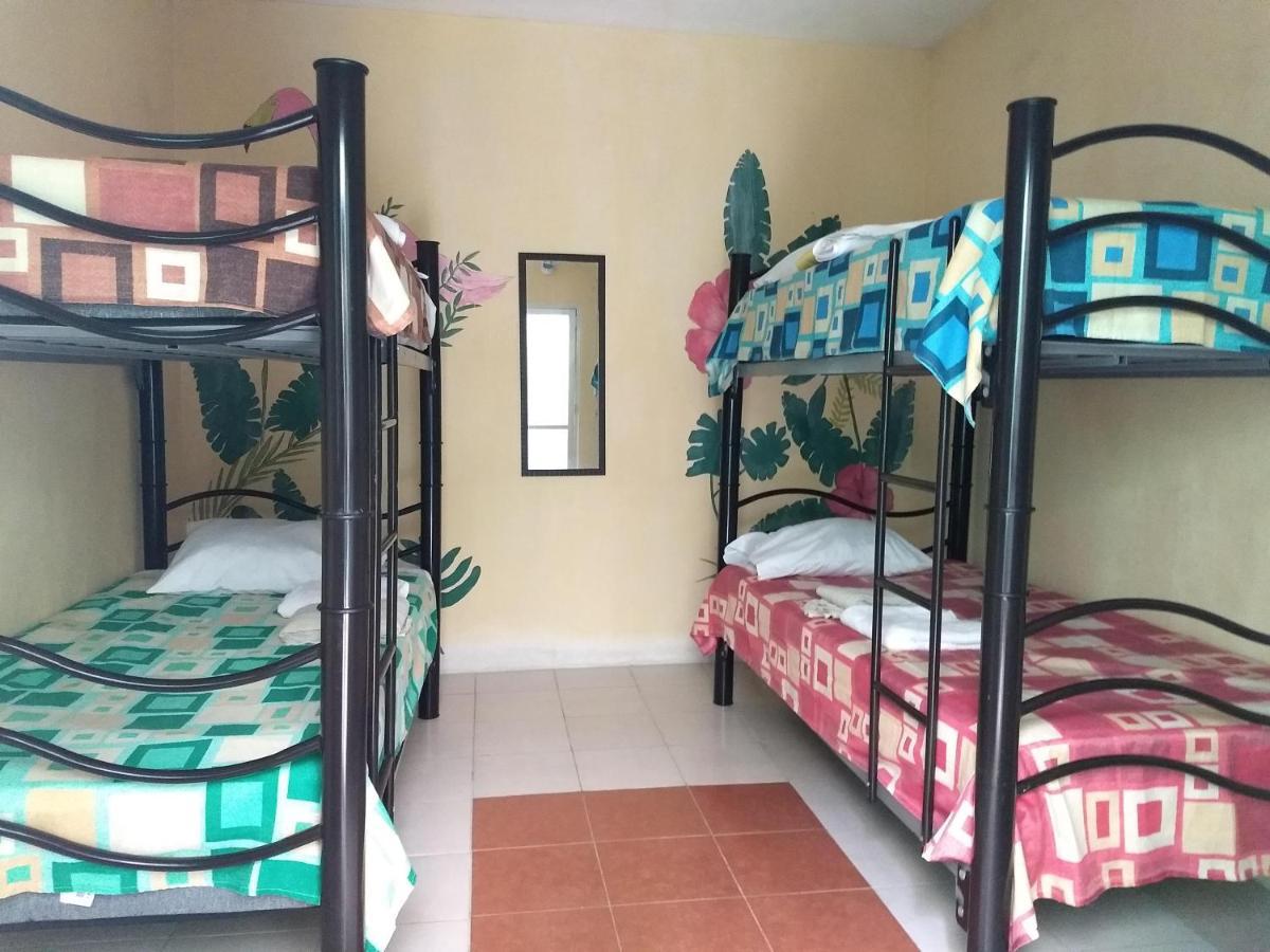 Hostel Aabilo'Ob Progreso  Ngoại thất bức ảnh
