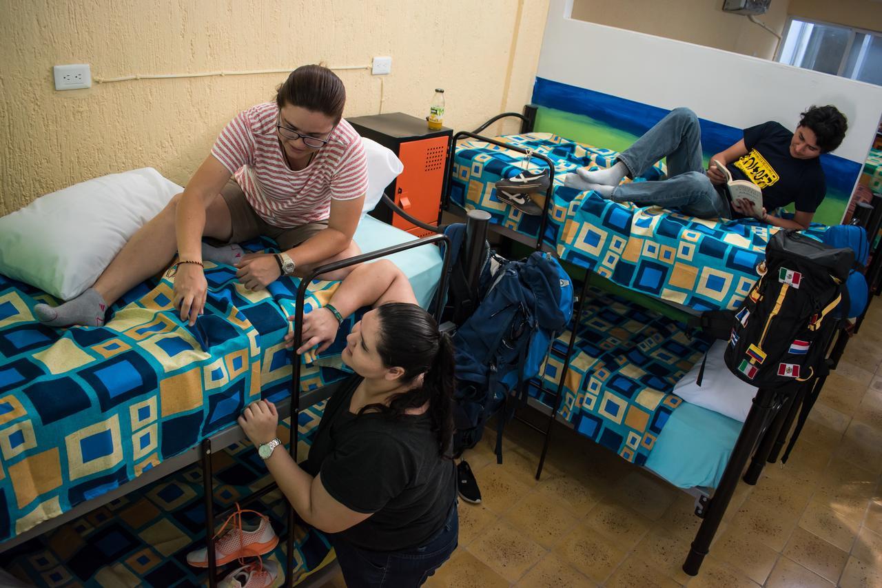 Hostel Aabilo'Ob Progreso  Ngoại thất bức ảnh